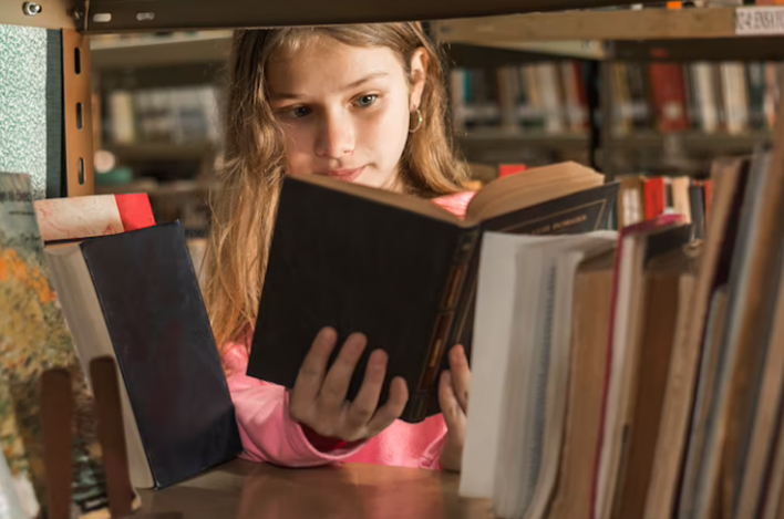 <span>Projetos</span> Literários: Despertando o Amor pela Leitura e Explorando o Mundo dos Livros