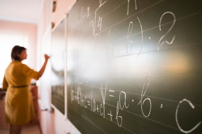 <span>O</span> Papel dos Professores na Educação: Agentes de Transformação